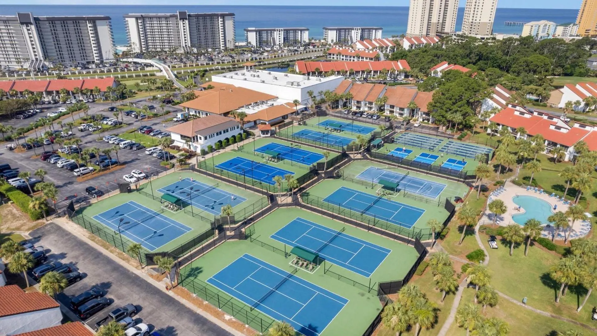 2Bd Edgewater Beach & Golf Resort! Best Amenities! By Dolce Vita Getaways Pcb Panama City Beach Verenigde Staten
